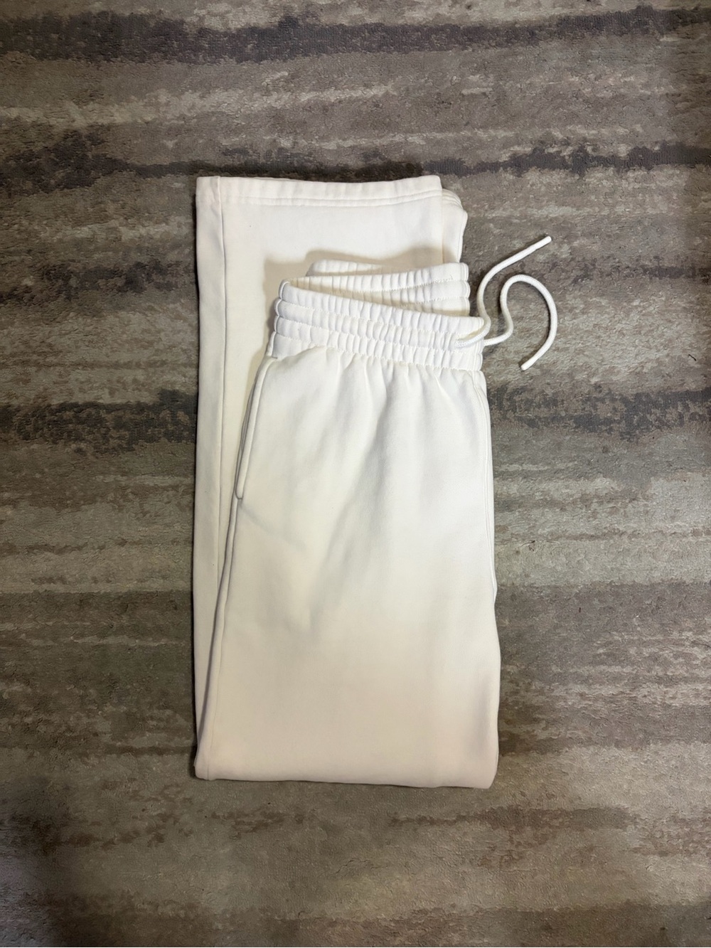 Aritzia sweatfleece cozy fleece boyfriend fit sweatpant